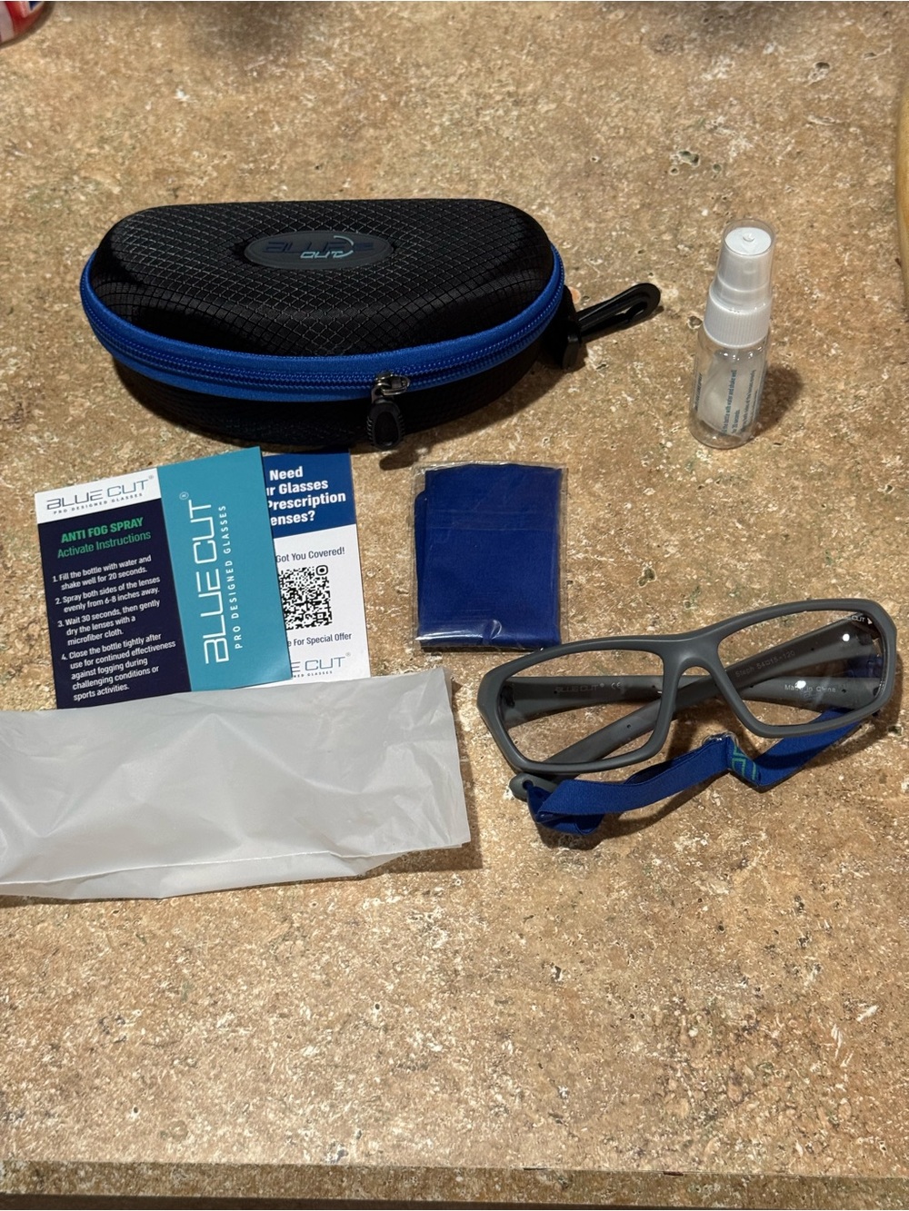BlueCut Anti-Fog Kids Sport Glasses with Case and Accessories - Gray & Blue